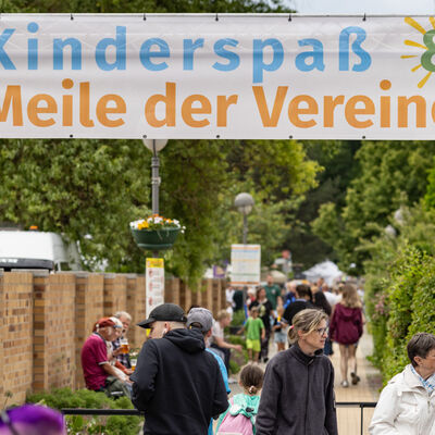 Bild vergr&ouml;&szlig;ern: Impressionen vom Veltener Ofen-Stadt-Fest 2026.