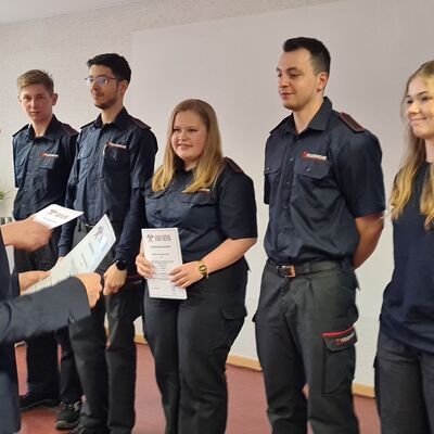 Freiwillige Feuerwehr Velten - Kameradinnen und Kameraden wurden geehrt.