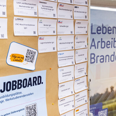 Bild vergr&ouml;&szlig;ern: Viele Unternehmen &ouml;ffneten zur Langen Nacht der Wirtschaft in Velten ihre T&uuml;ren und Tore.