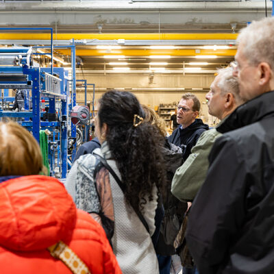 Bild vergr&ouml;&szlig;ern: Viele Unternehmen &ouml;ffneten zur Langen Nacht der Wirtschaft in Velten ihre T&uuml;ren und Tore.