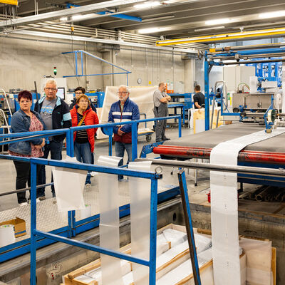 Bild vergr&ouml;&szlig;ern: Viele Unternehmen &ouml;ffneten zur Langen Nacht der Wirtschaft in Velten ihre T&uuml;ren und Tore.