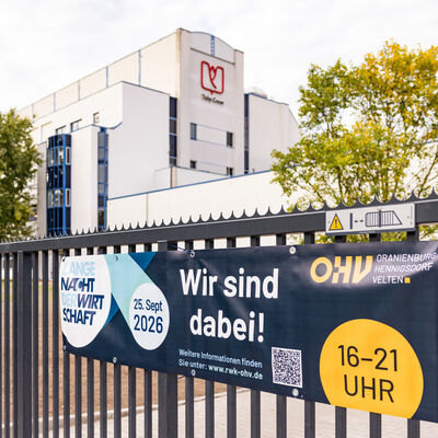 Bild vergr&ouml;&szlig;ern: Viele Unternehmen &ouml;ffneten zur Langen Nacht der Wirtschaft in Velten ihre T&uuml;ren und Tore.