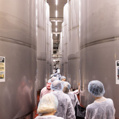 Bild vergr&ouml;&szlig;ern: Viele Unternehmen &ouml;ffneten zur Langen Nacht der Wirtschaft in Velten ihre T&uuml;ren und Tore.
